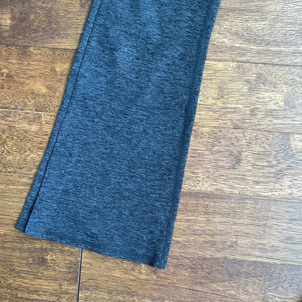 Zella Kids Charcoal Flared Leggings